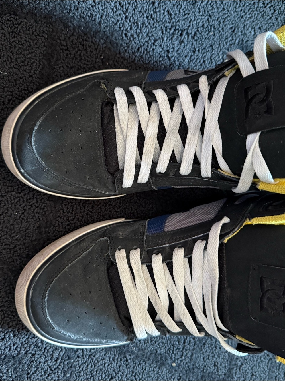 DC Men's Black, White and Yellow Skate Sneakers